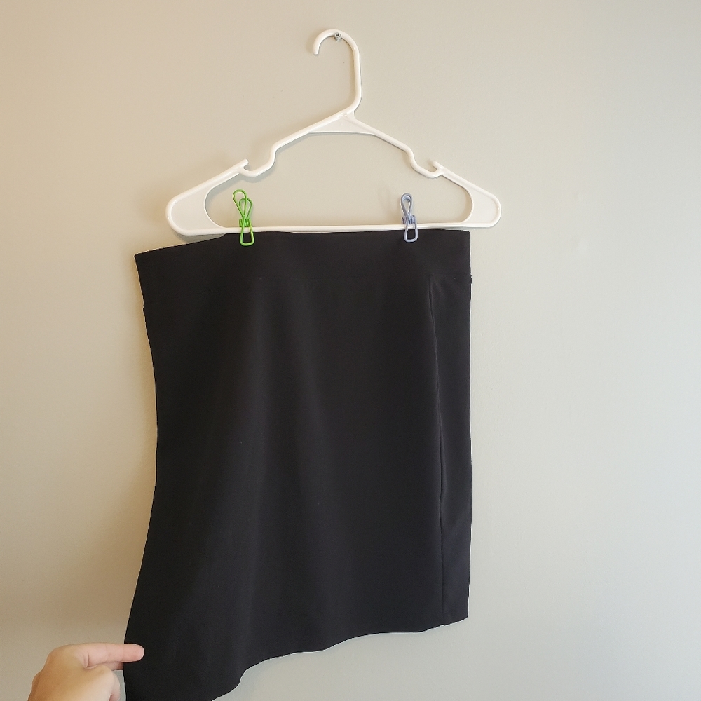 Black pencil skirt size M